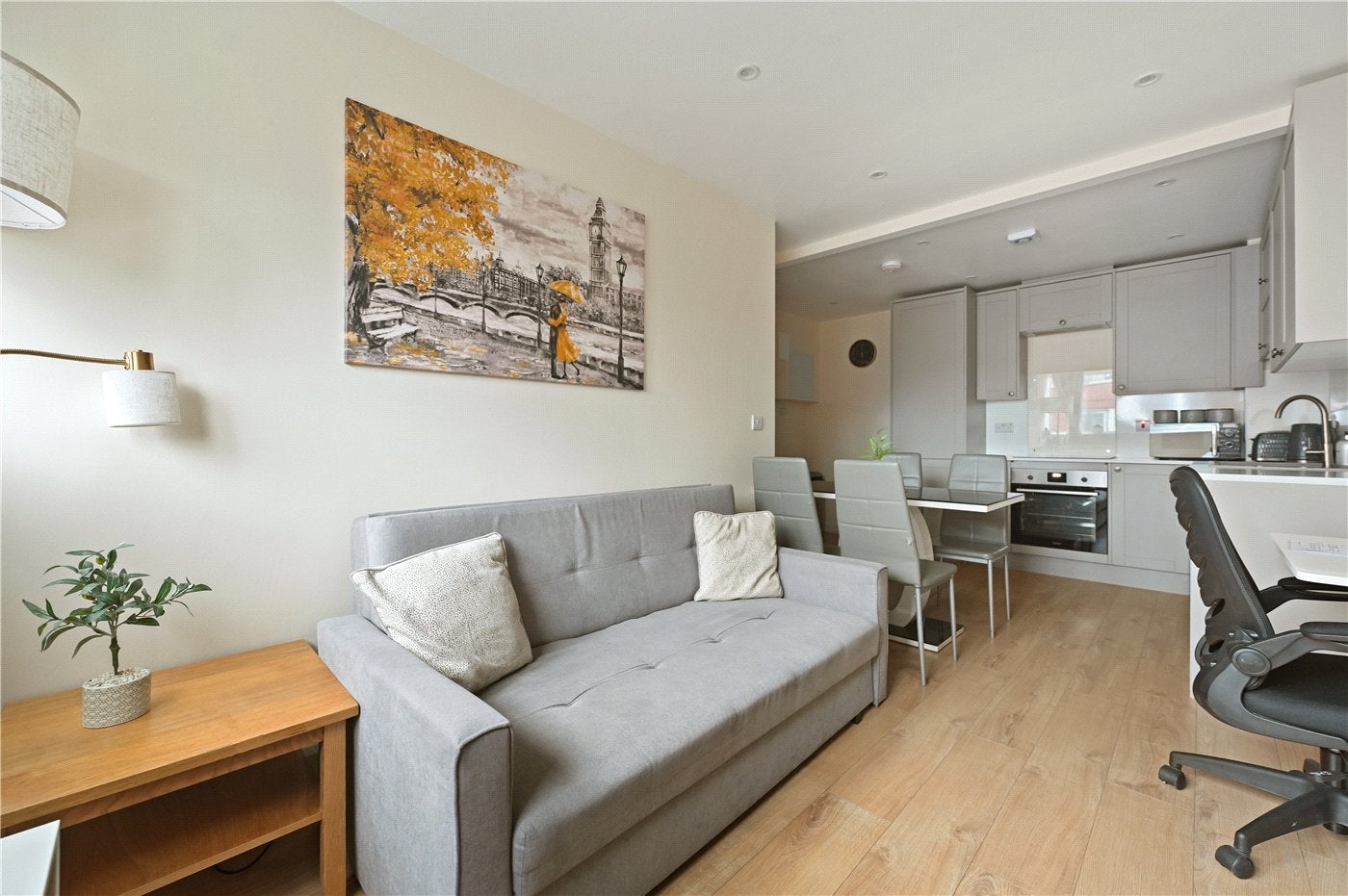 Flat Seward Street in Greater London
