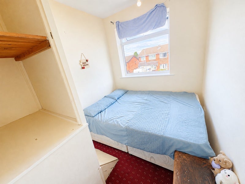 Room Clayfield Grove West in Stoke-on-Trent