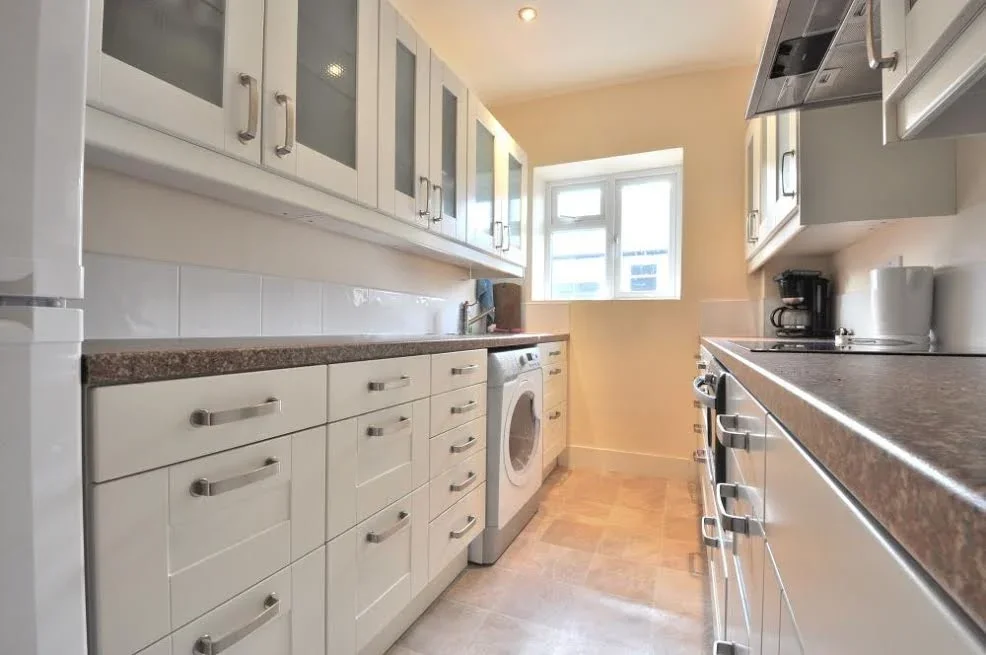 Flat Lowfield Road in Greater London