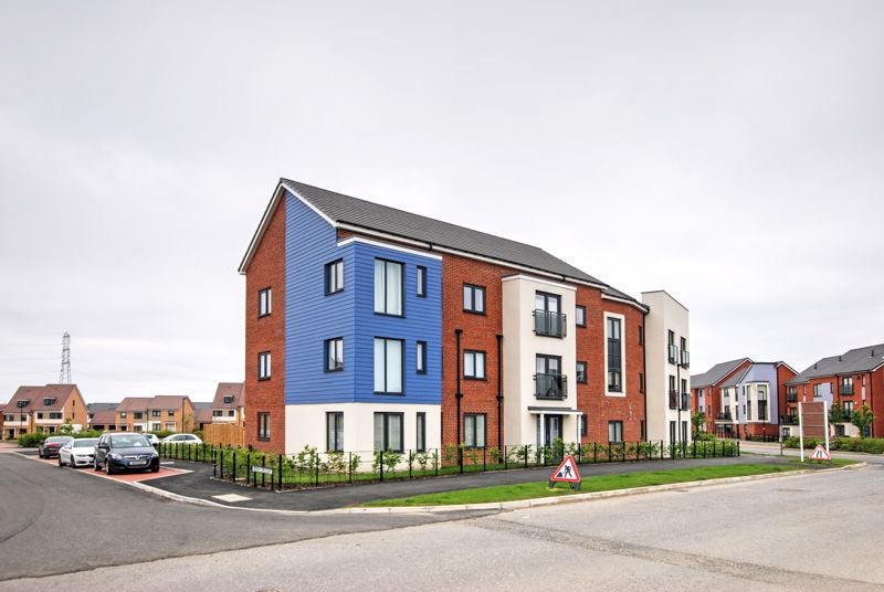 Flat Heron Road in Cardiff County
