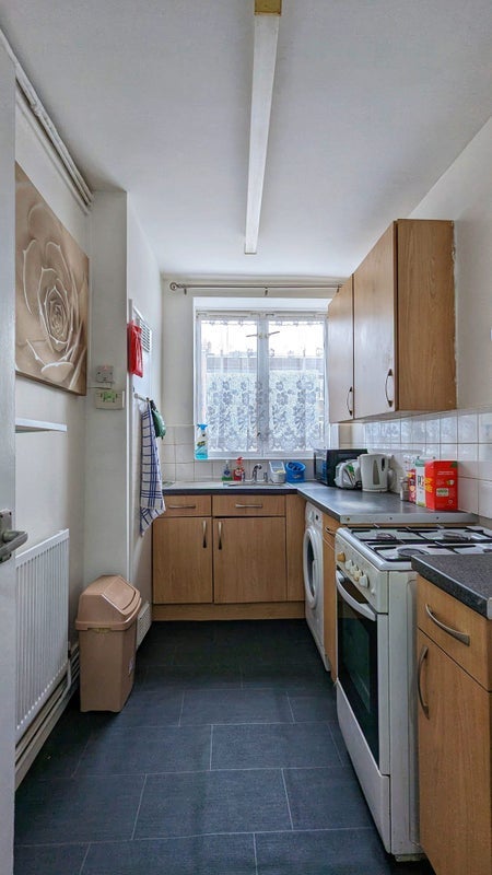 Room Seagrave Close in Greater London