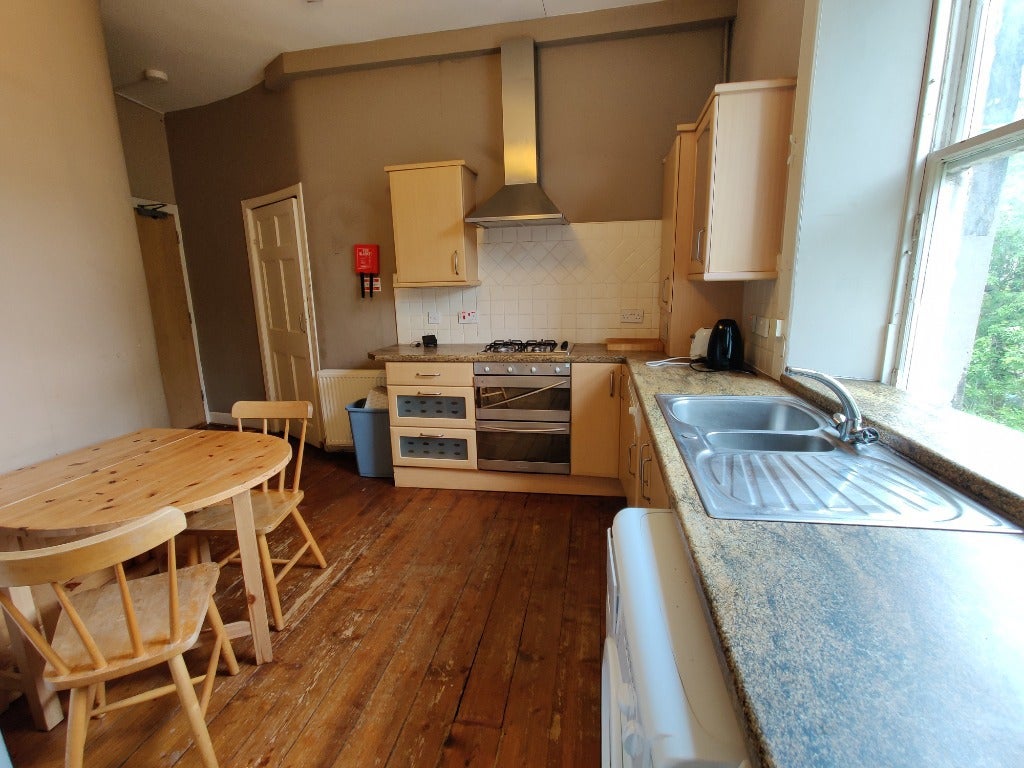 Flat Montague Street in City of Edinburgh