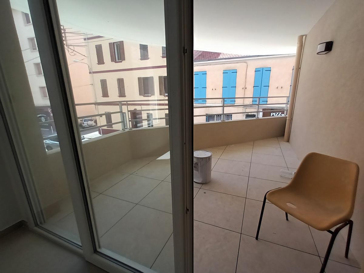 Appartement Avenue du 1er Bataillon de Choc à Toulon