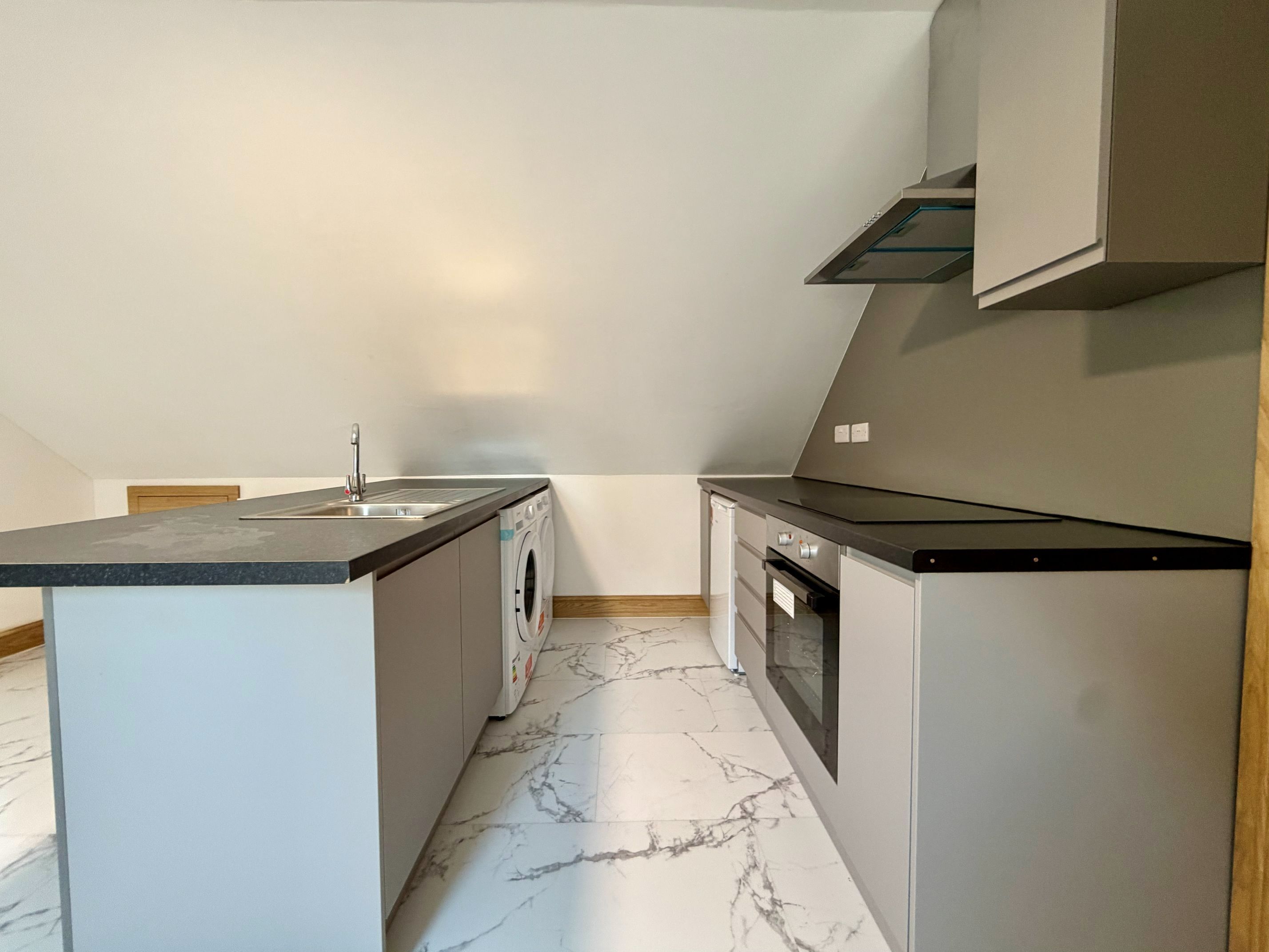 Flat Sandy Lane in Warwick