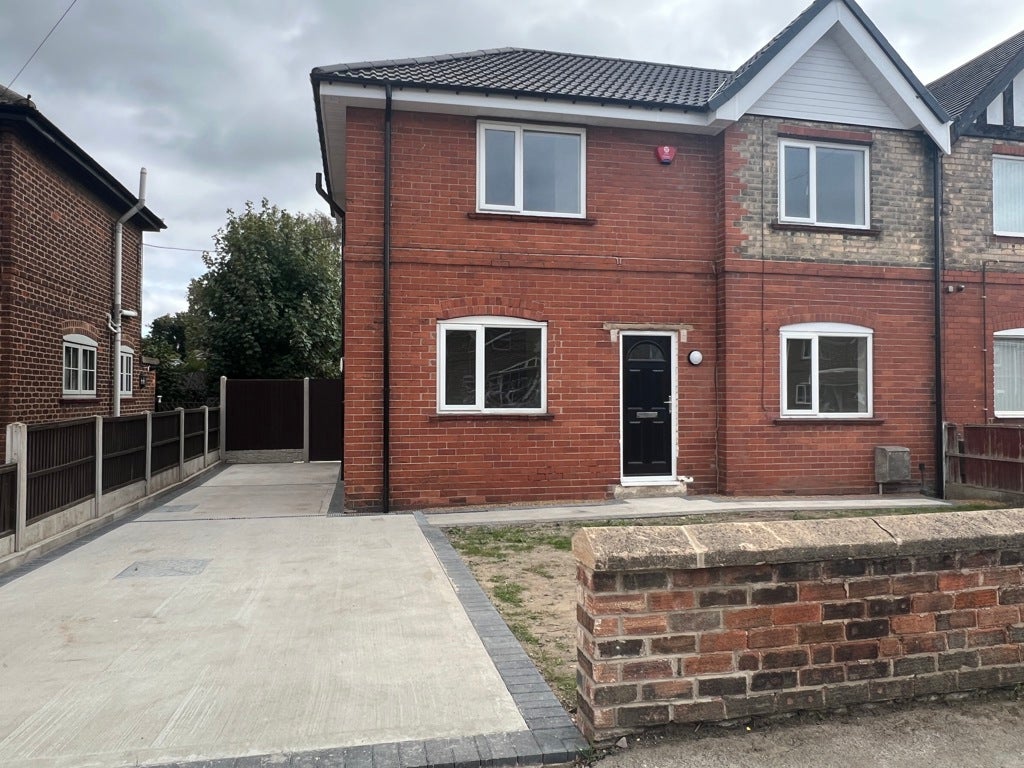 House Droversdale Road in Doncaster