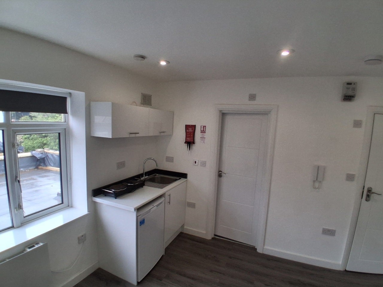 Flat Leather Close in Greater London