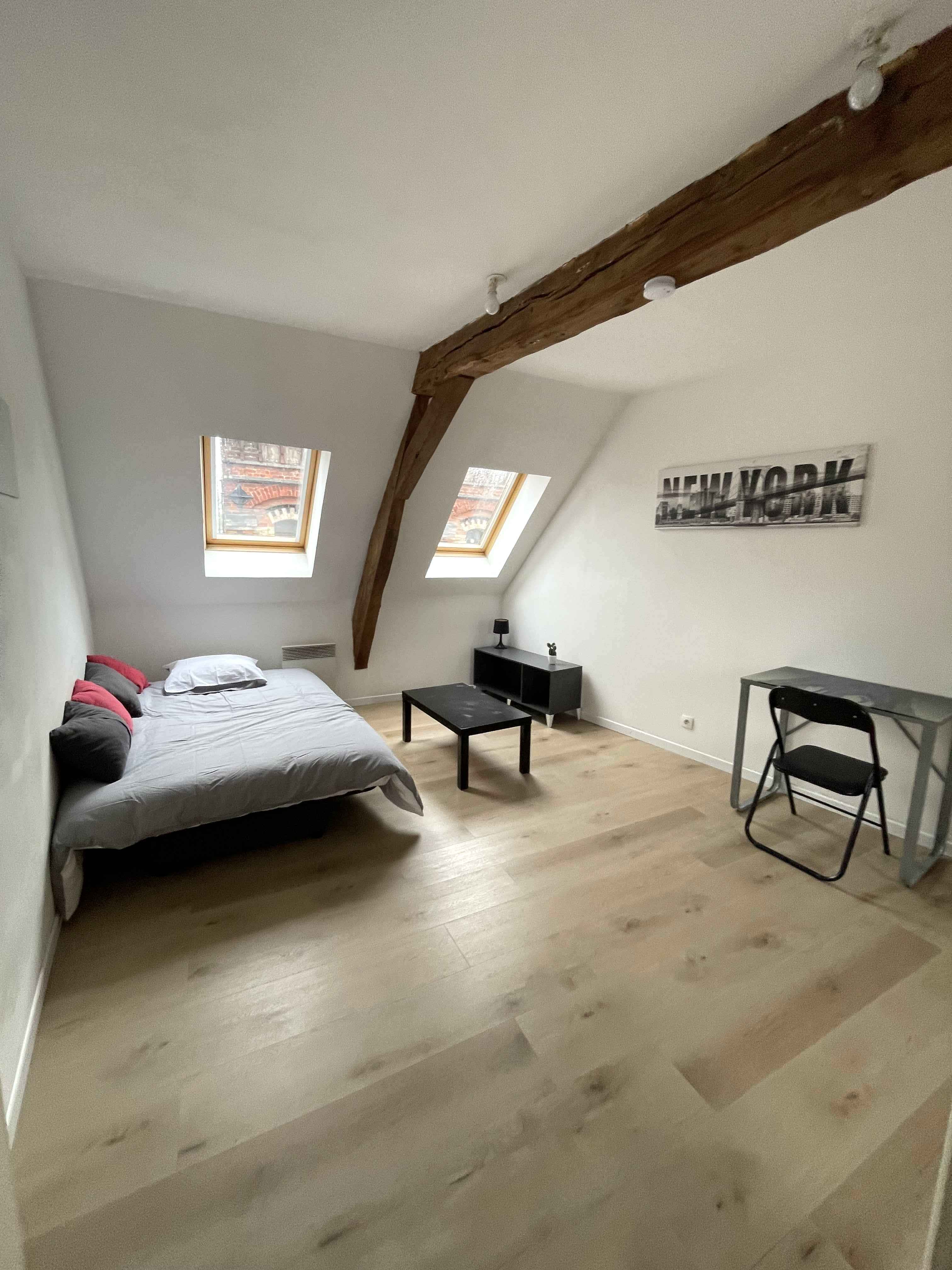 Room Rue Comtesse in Valenciennes