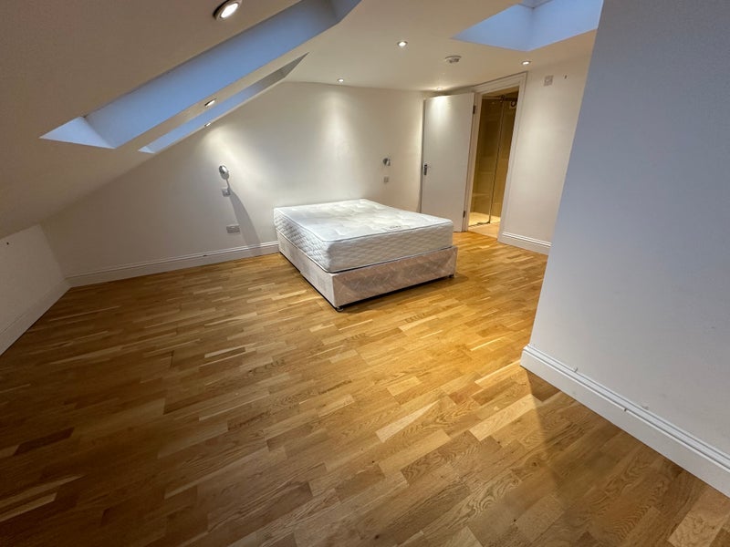 House Brockley Way in Greater London
