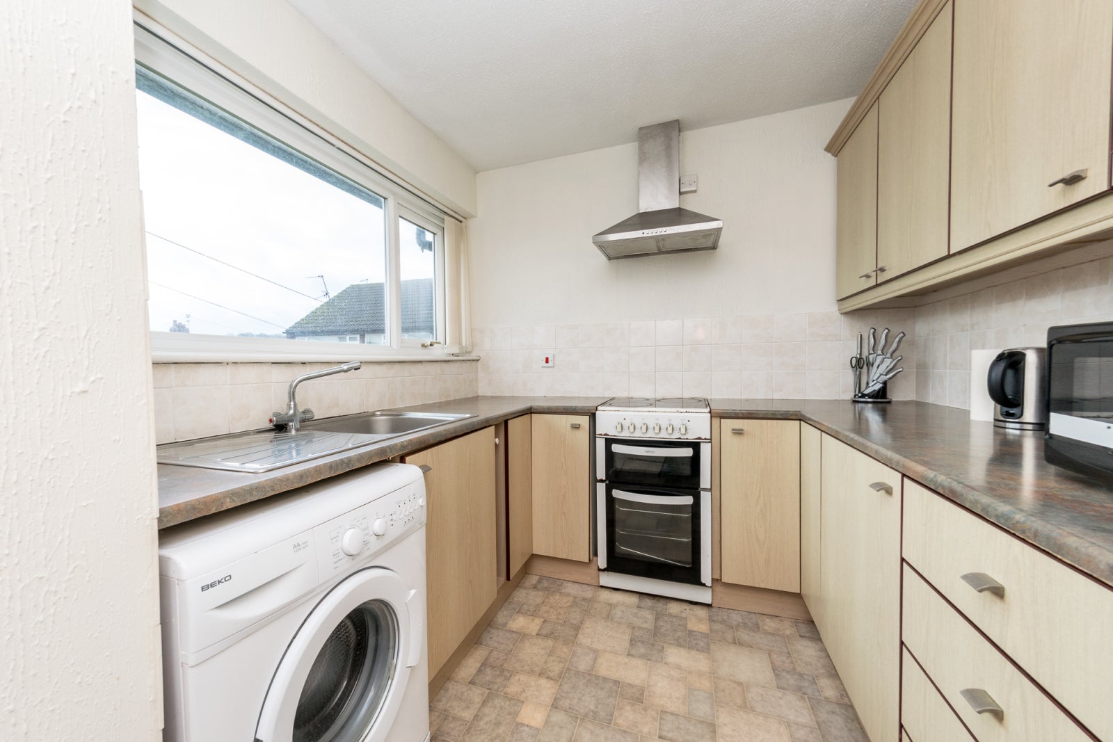 Flat Brookfield Avenue in Leeds