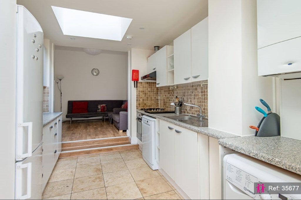 House Mayton Street in Greater London