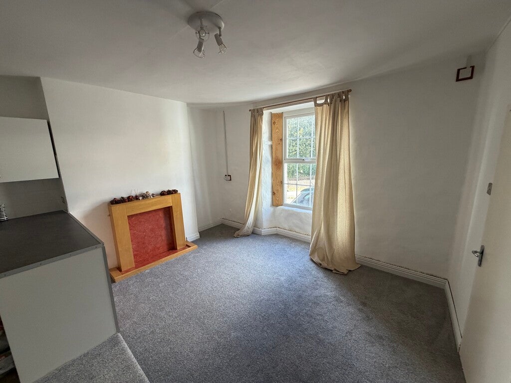 Flat Braddons Hill Road East in Torquay