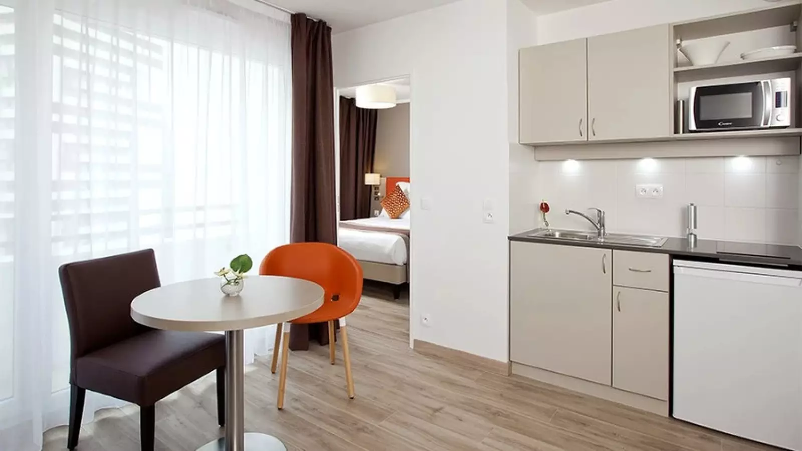 Appartement Rue Gaston Tessier à Paris