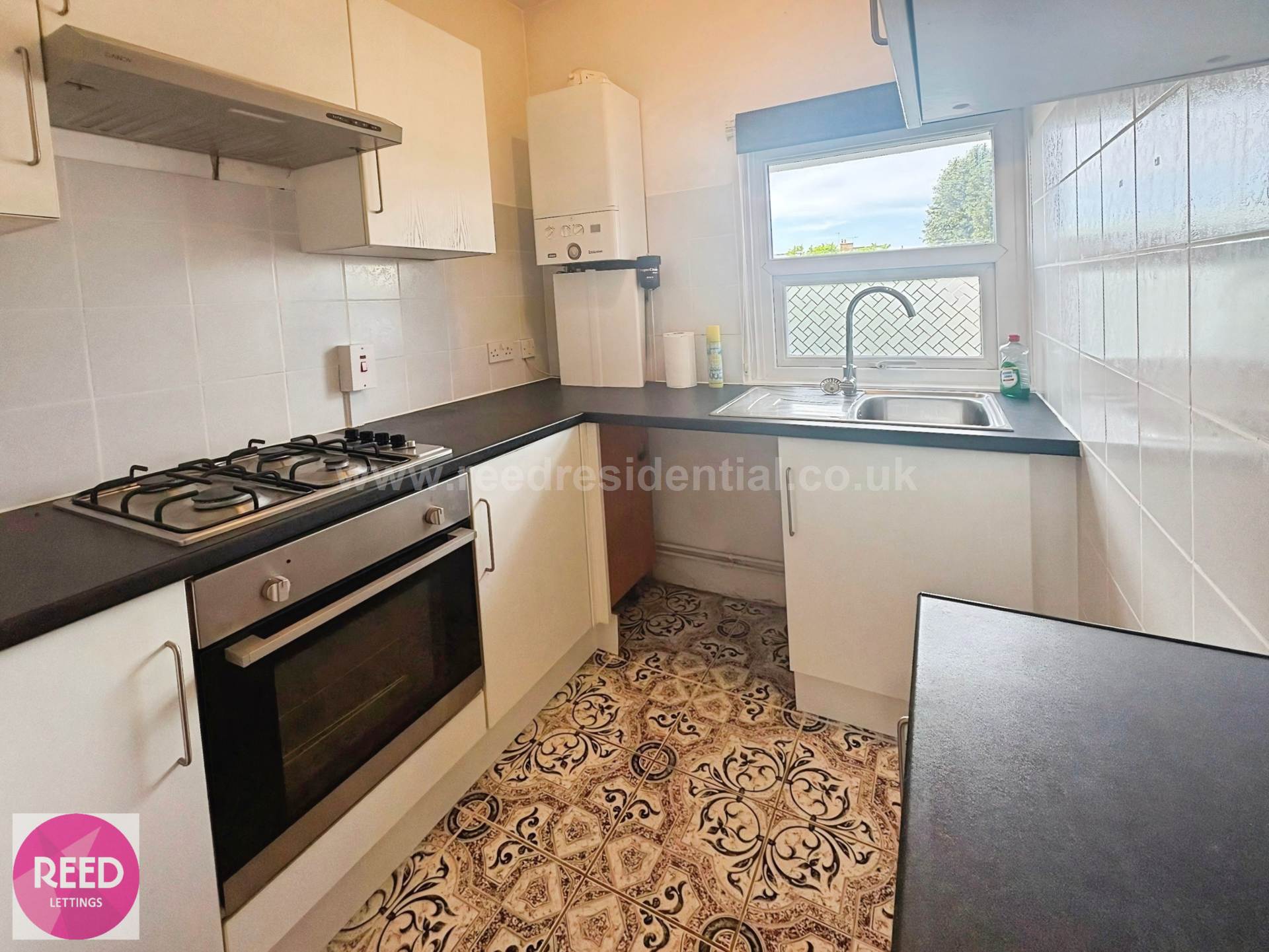 Flat Shaftesbury Avenue in Southend-on-Sea