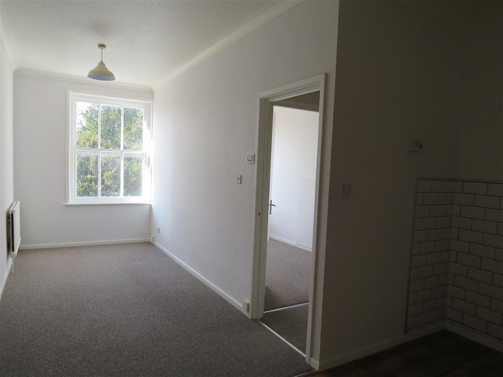 Flat Aldiss Court in Breckland District