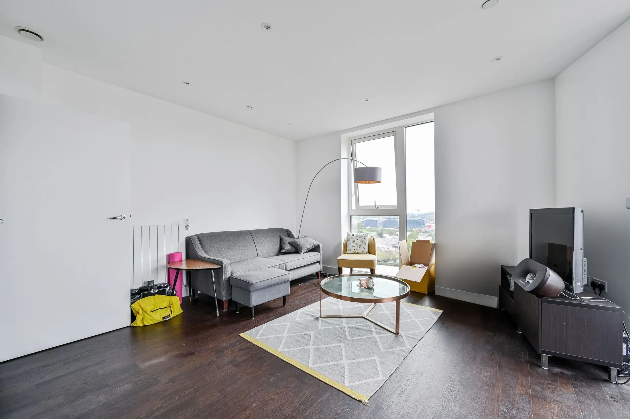 Flat Plumstead Road in Greater London