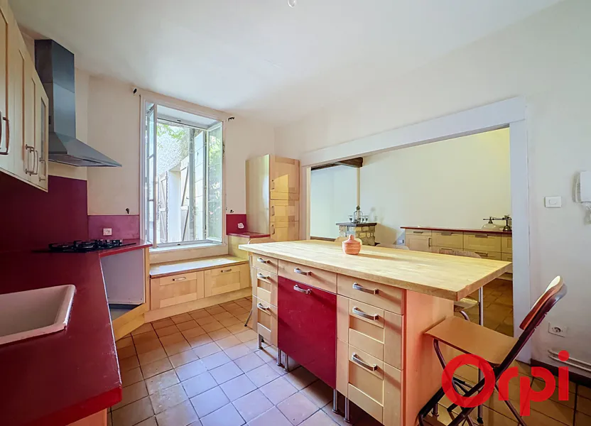 Maison Rue Roger Salengro à Oullins-Pierre-Bénite