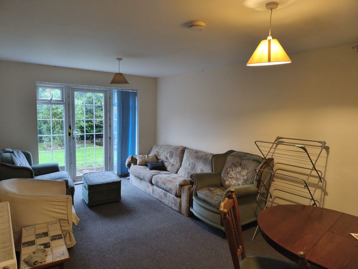 Room Harkness Drive in Canterbury
