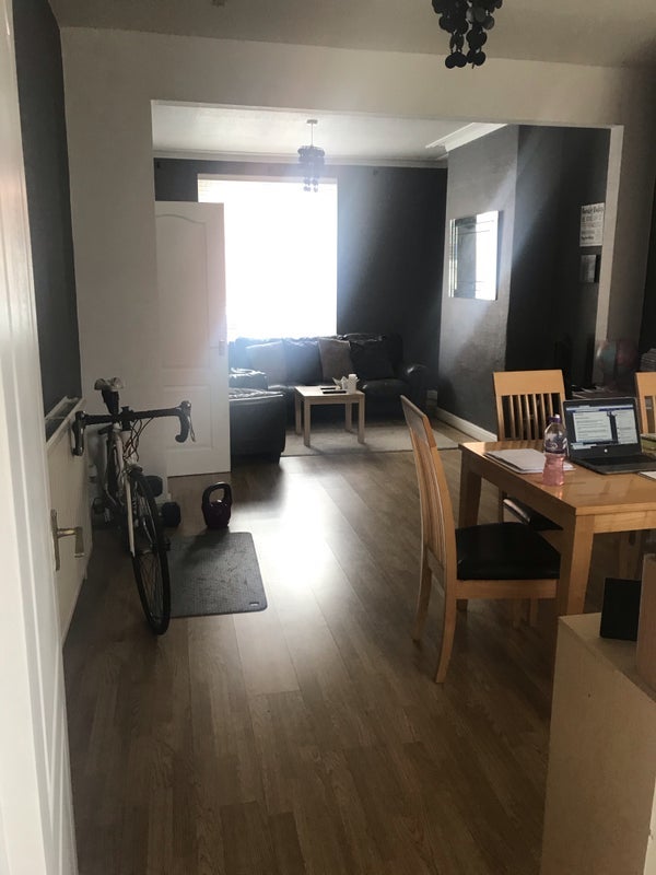 Room Seville Street in Shaw