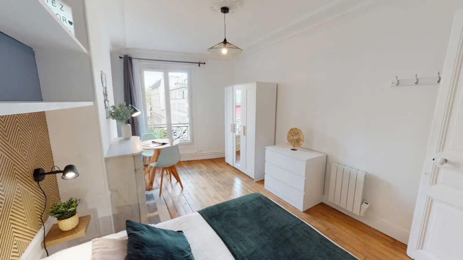 Room Rue Dautancourt in Paris
