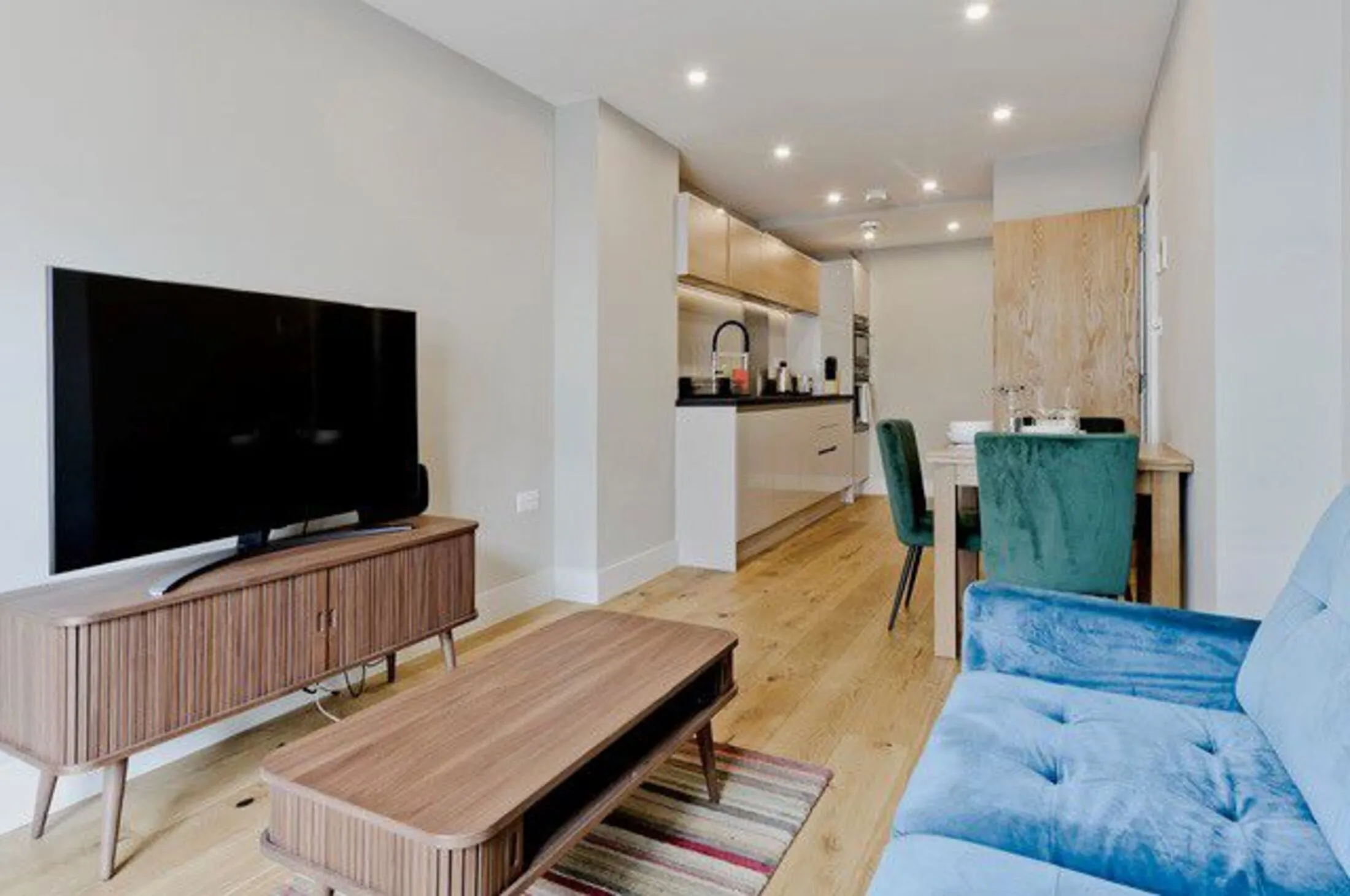 Flat Fulham Road in Greater London