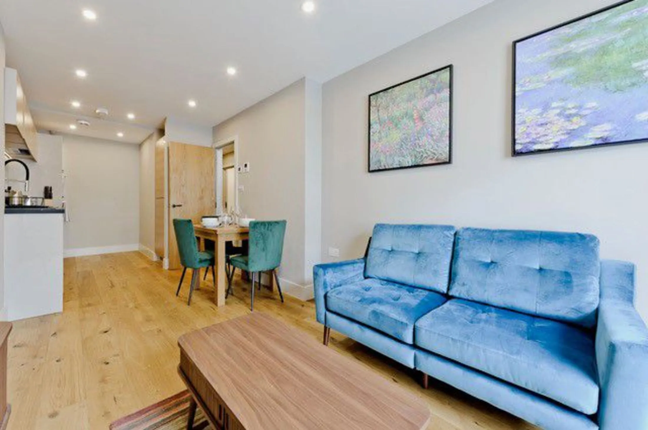 Flat Fulham Road in Greater London