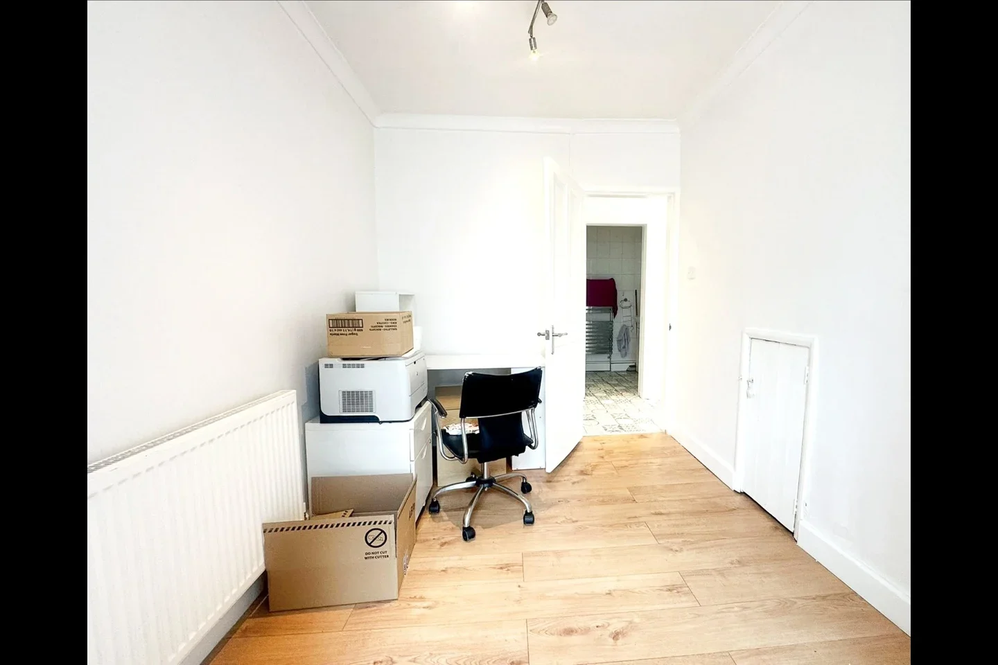 Flat Chalford Walk in Greater London