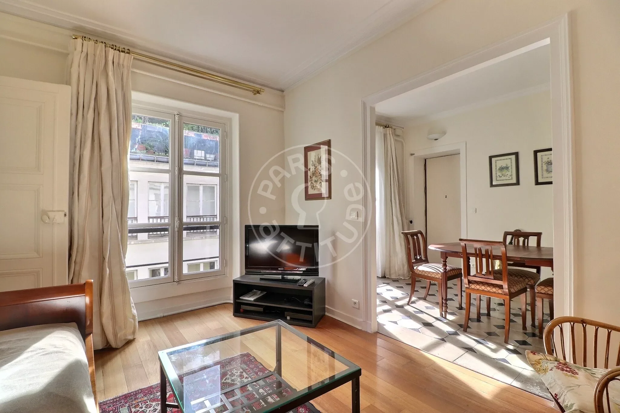 Appartement Rue Godot-de-Mauroy à Paris