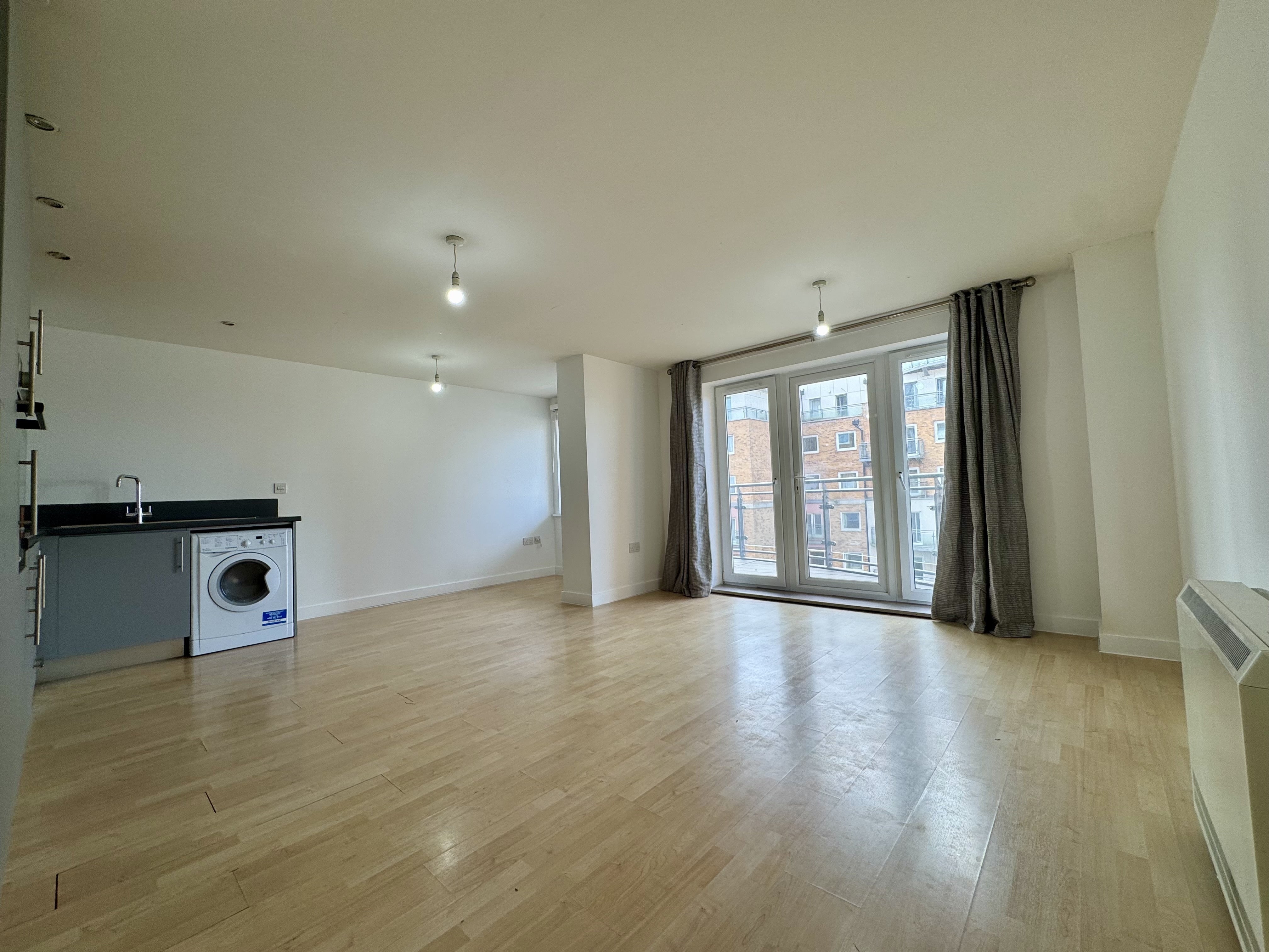 Flat Winterthur Way in Basingstoke and Deane