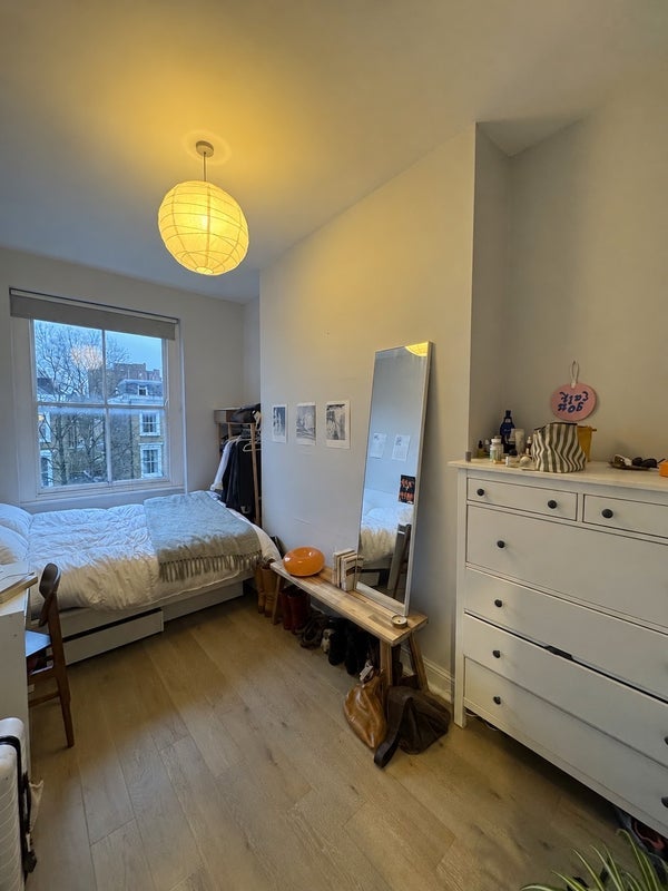 Room Mildmay Park in Greater London