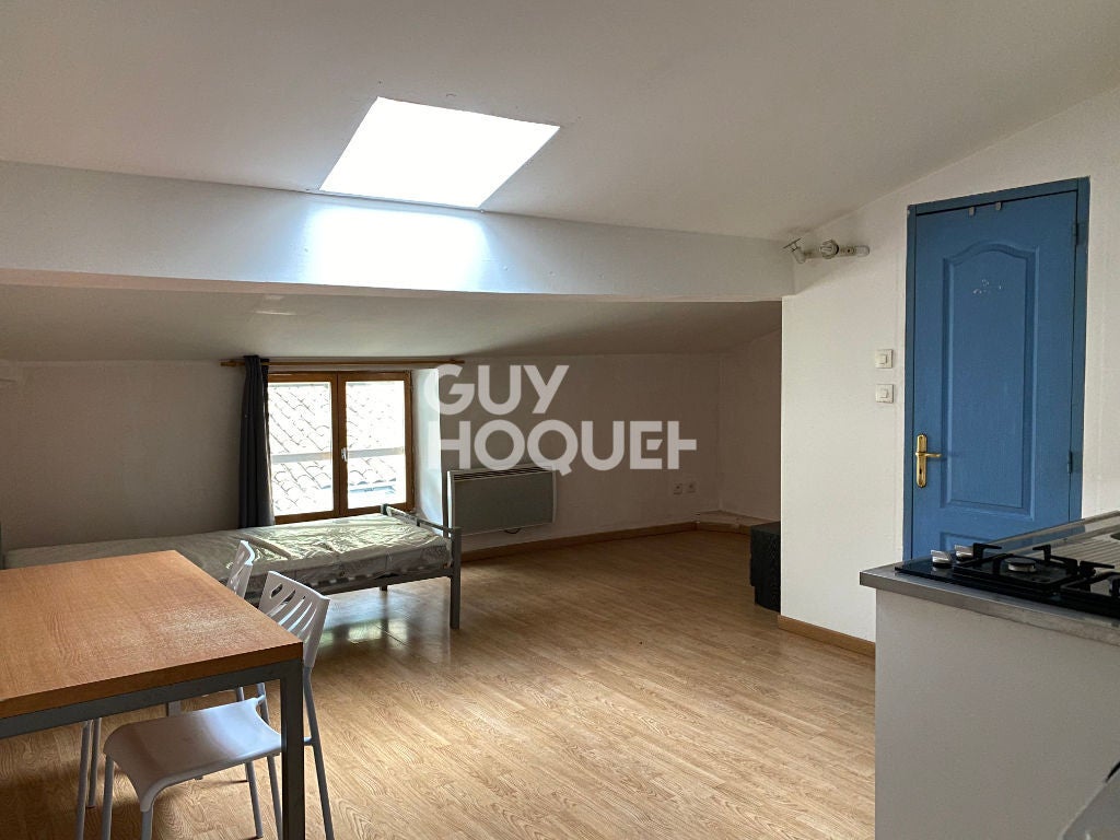Flat Rue de l'Hôtel de Ville in Crest