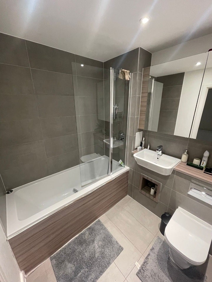 Room Fleet Road in Greater London