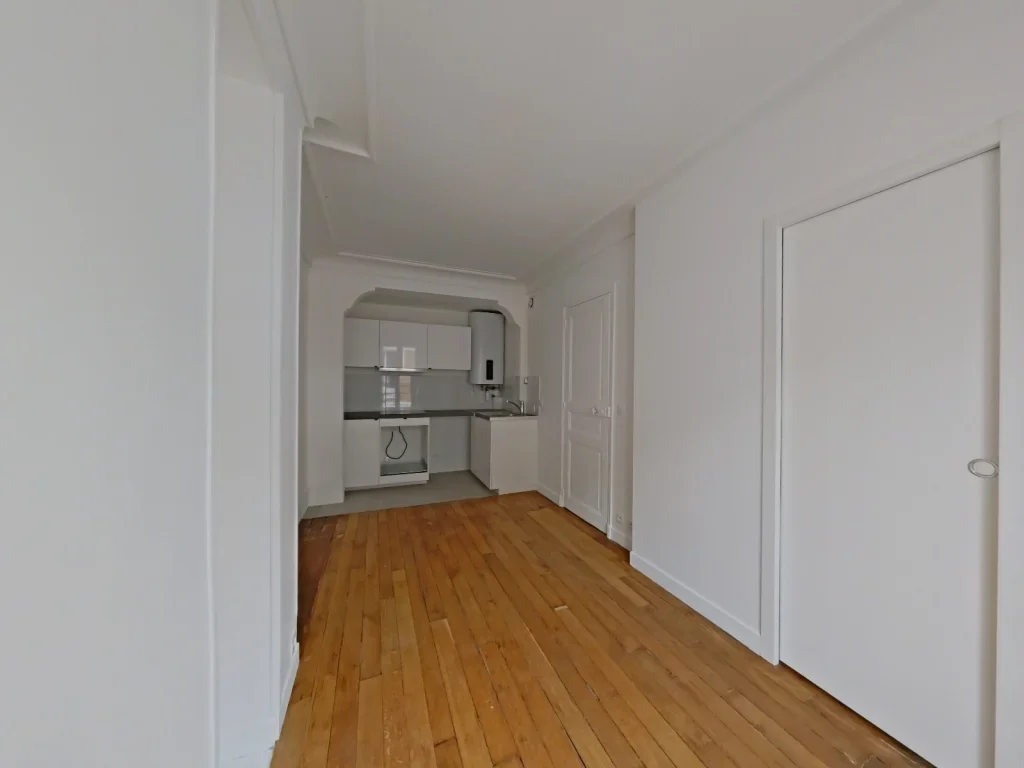 Flat Rue du Cherche-Midi in Paris