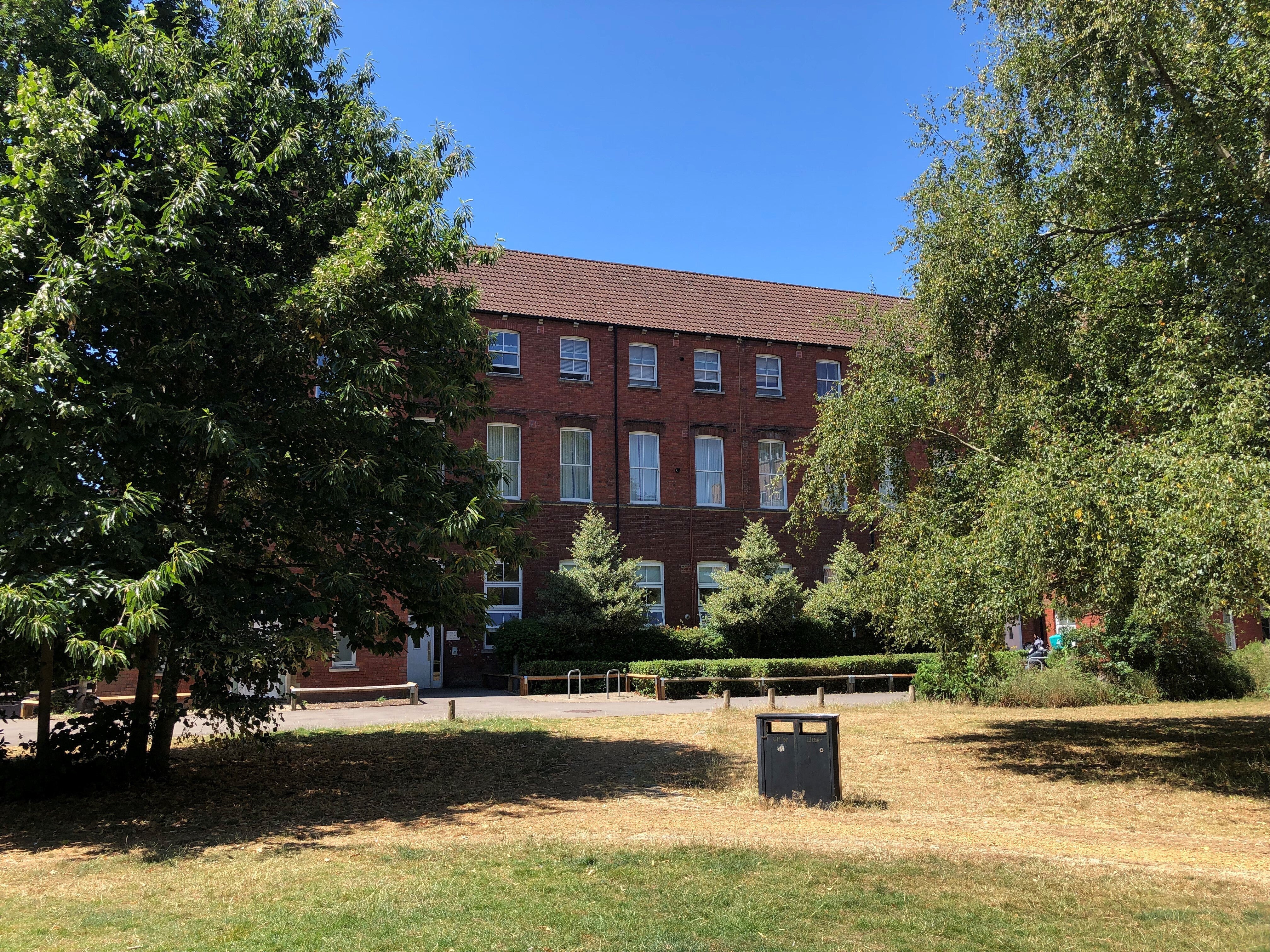 Flat James Weld Close in Southampton