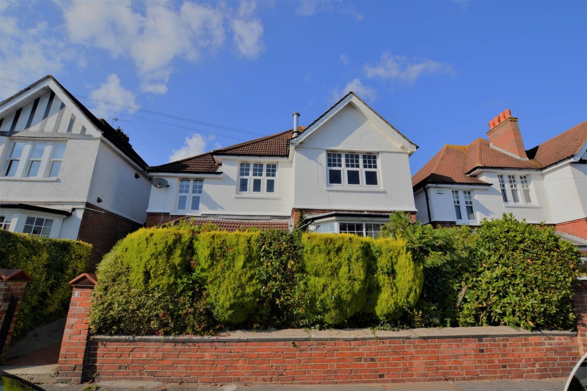 Flat Terminus Avenue in Rother