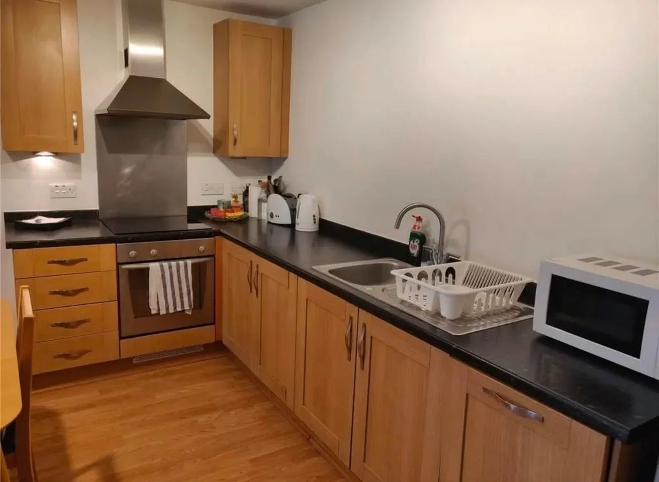 Flat Vivian Avenue in Greater London