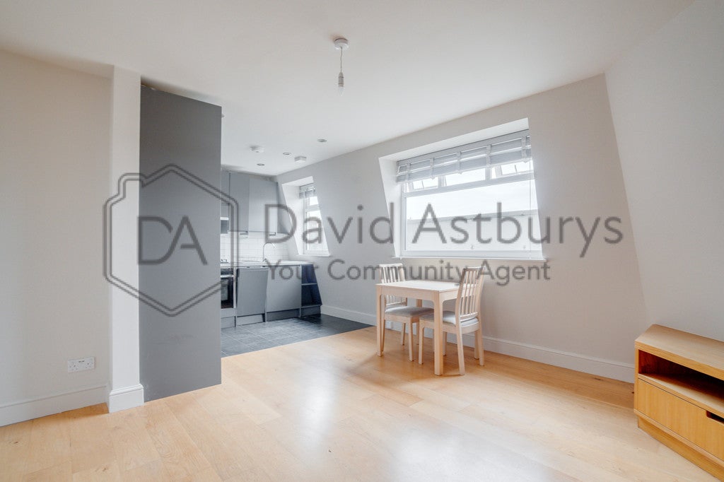 Flat Octavia Mews in City of Westminster
