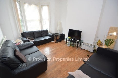 Flat Delph Mount in Leeds