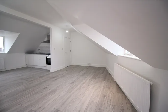 Flat Cromer Road in Watford