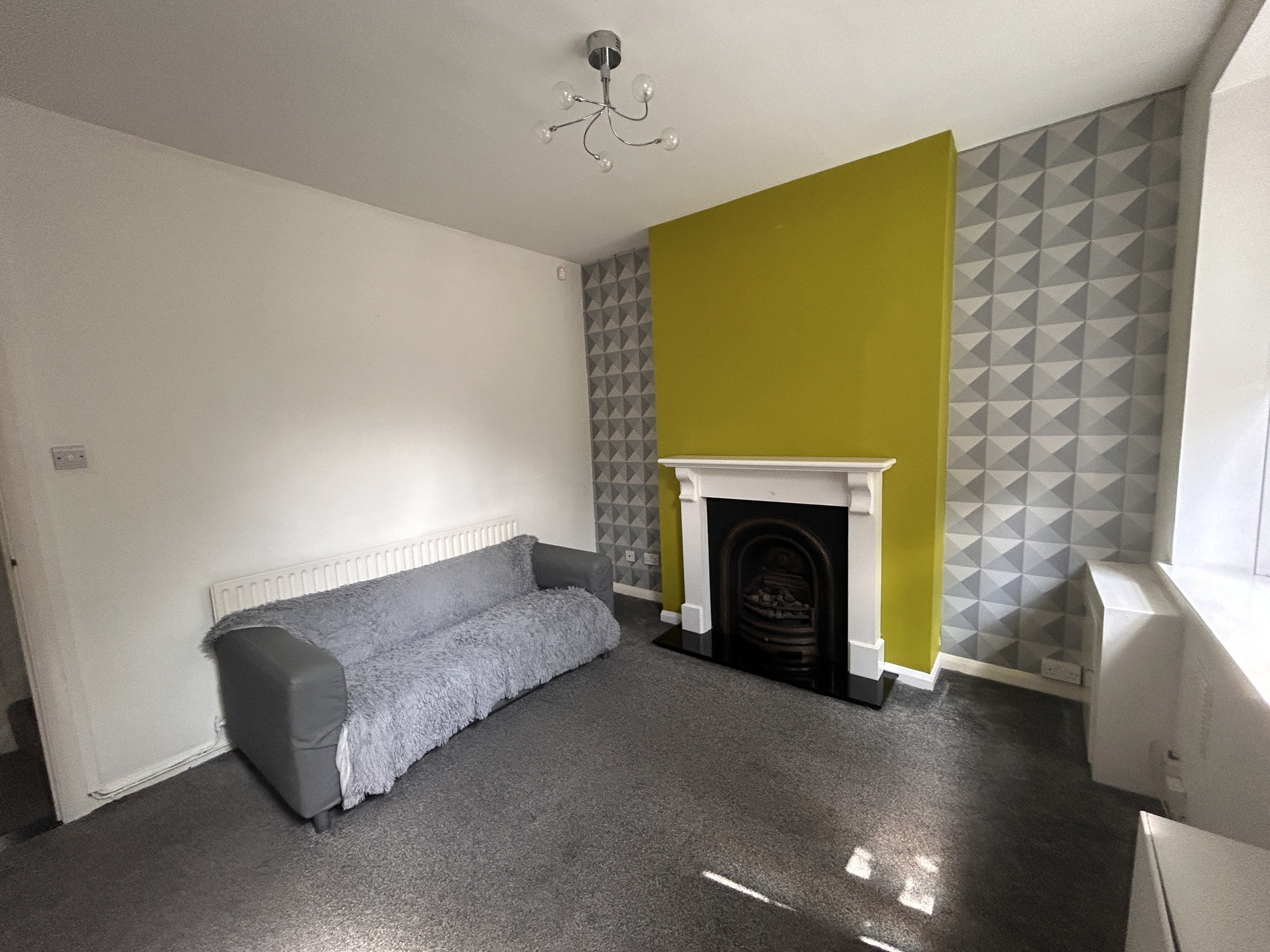House Bredon Terrace in Birmingham