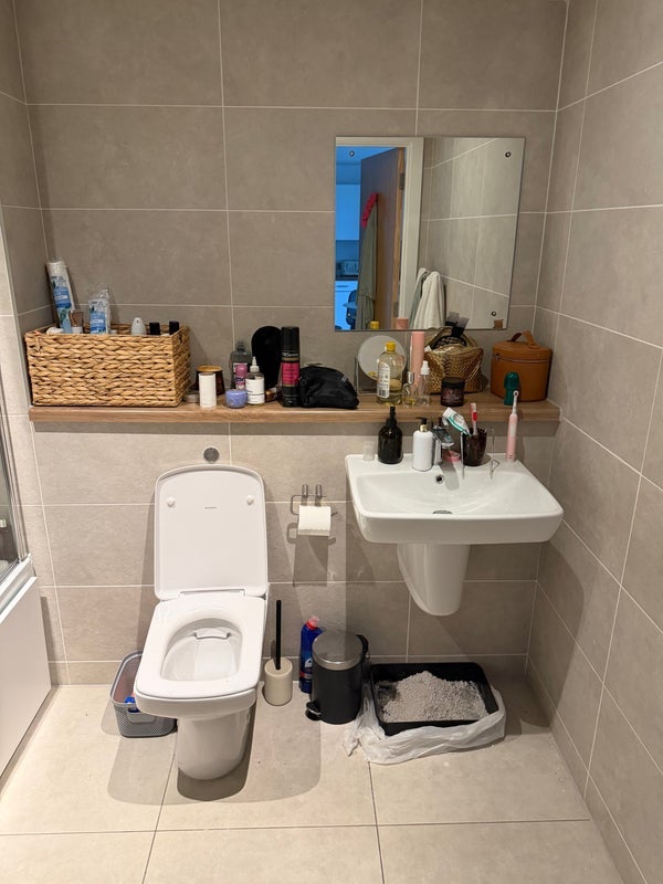 Flat Pomona Strand in Trafford