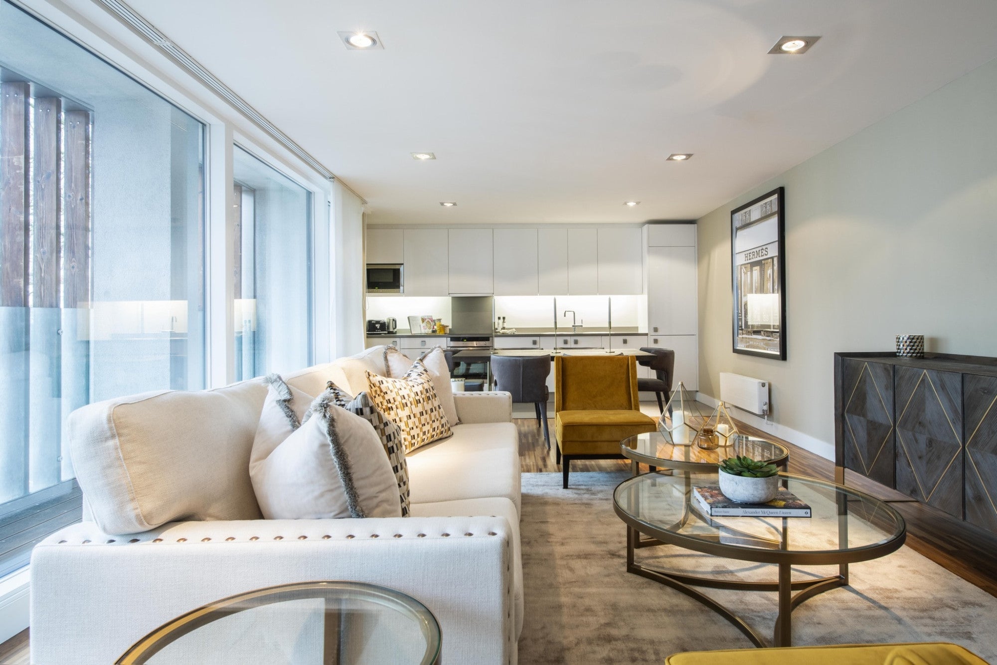 Flat Fulham Road in Greater London