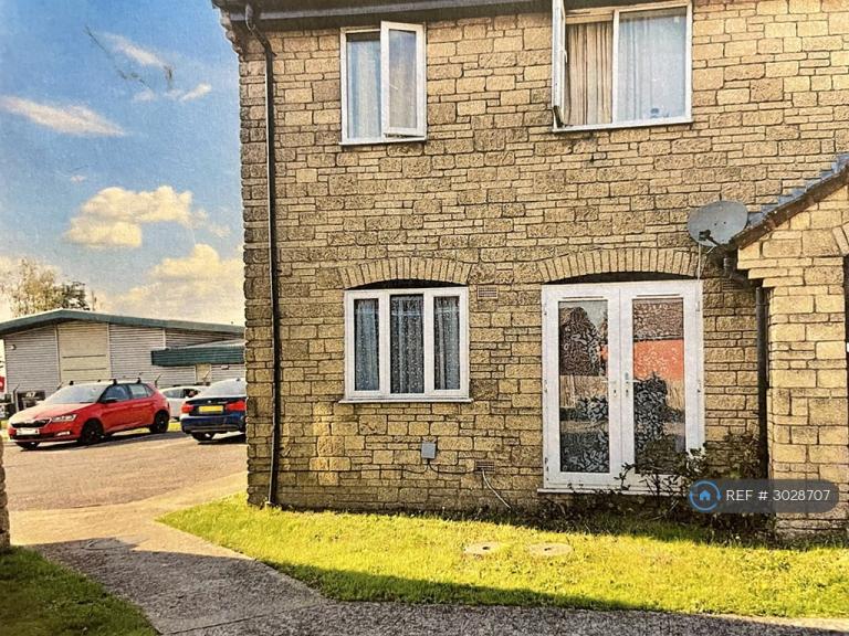 Flat Meadowcroft in Gillingham