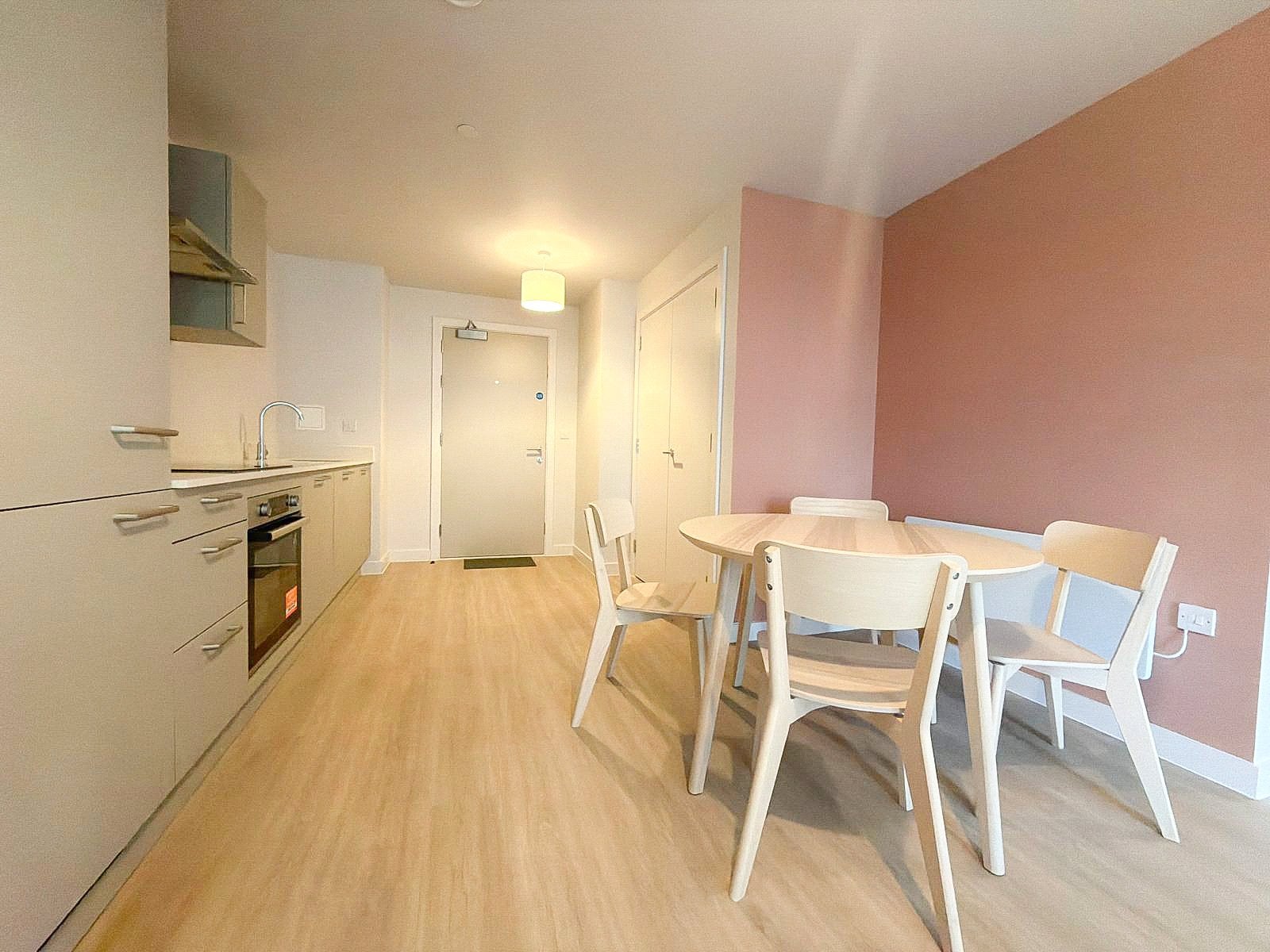Flat Talbot Road in Trafford