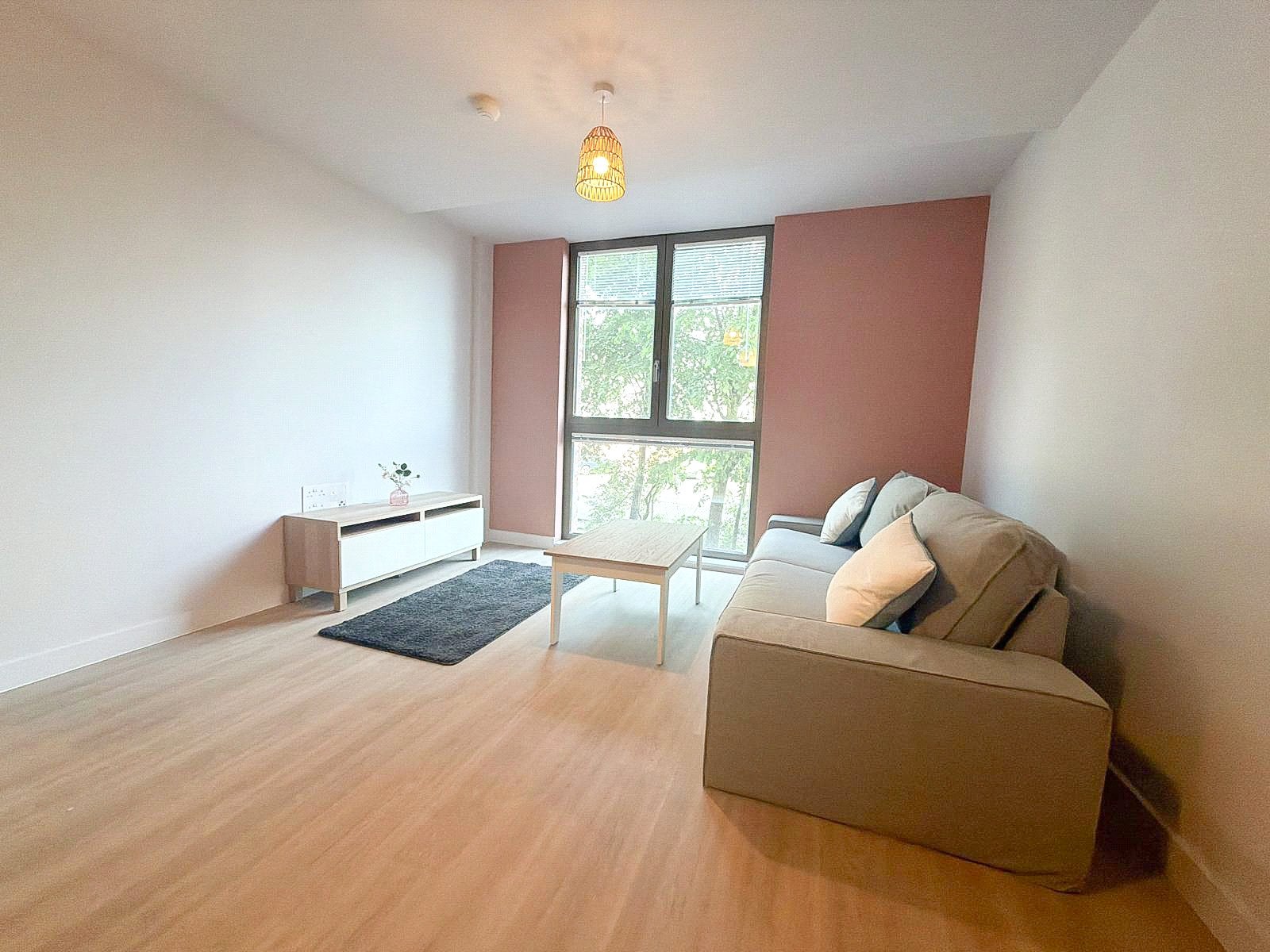 Flat Talbot Road in Trafford