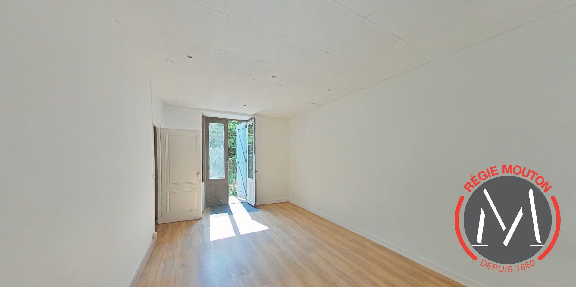 Flat Montée Saint Barthélémy in Lyon