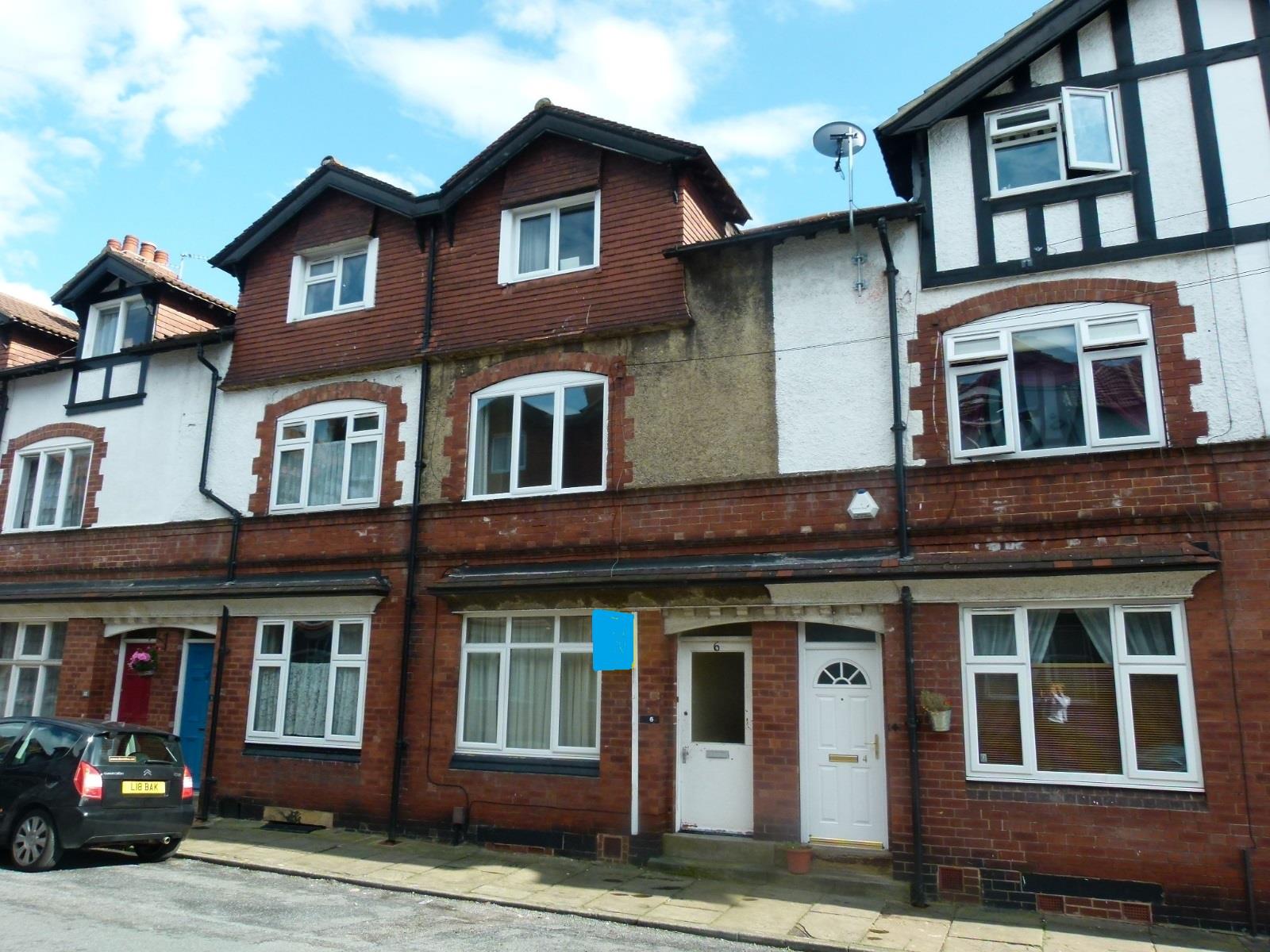 Flat Town Street Mews in Leeds
