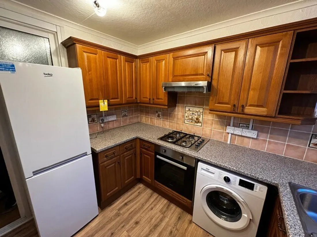 Flat Cwmynyscoy Road in Pontypool