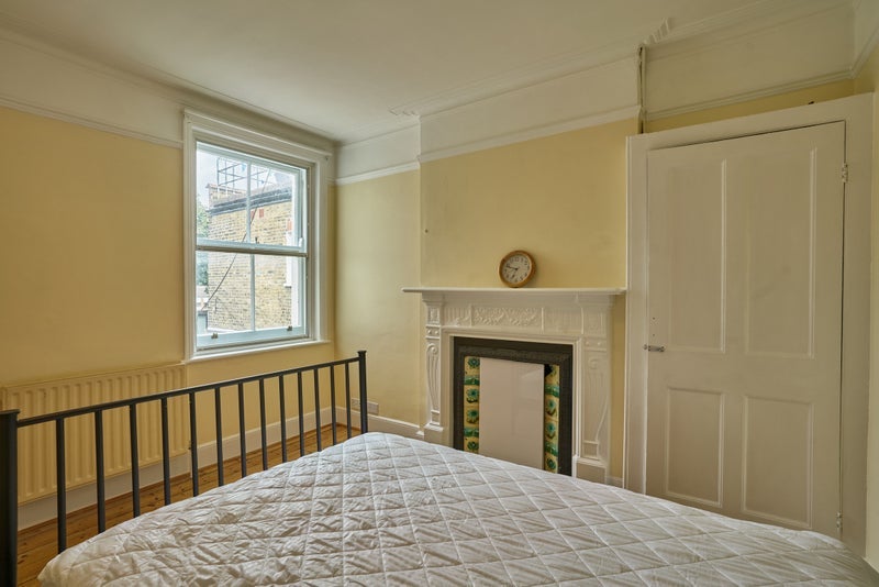 Room Wavertree Road in Greater London