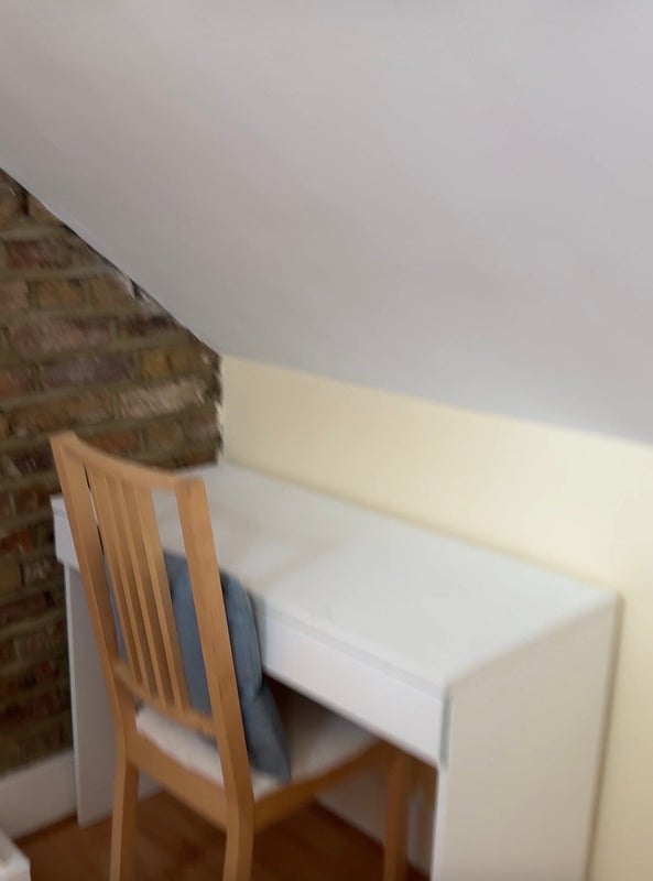 Room Wavertree Road in Greater London