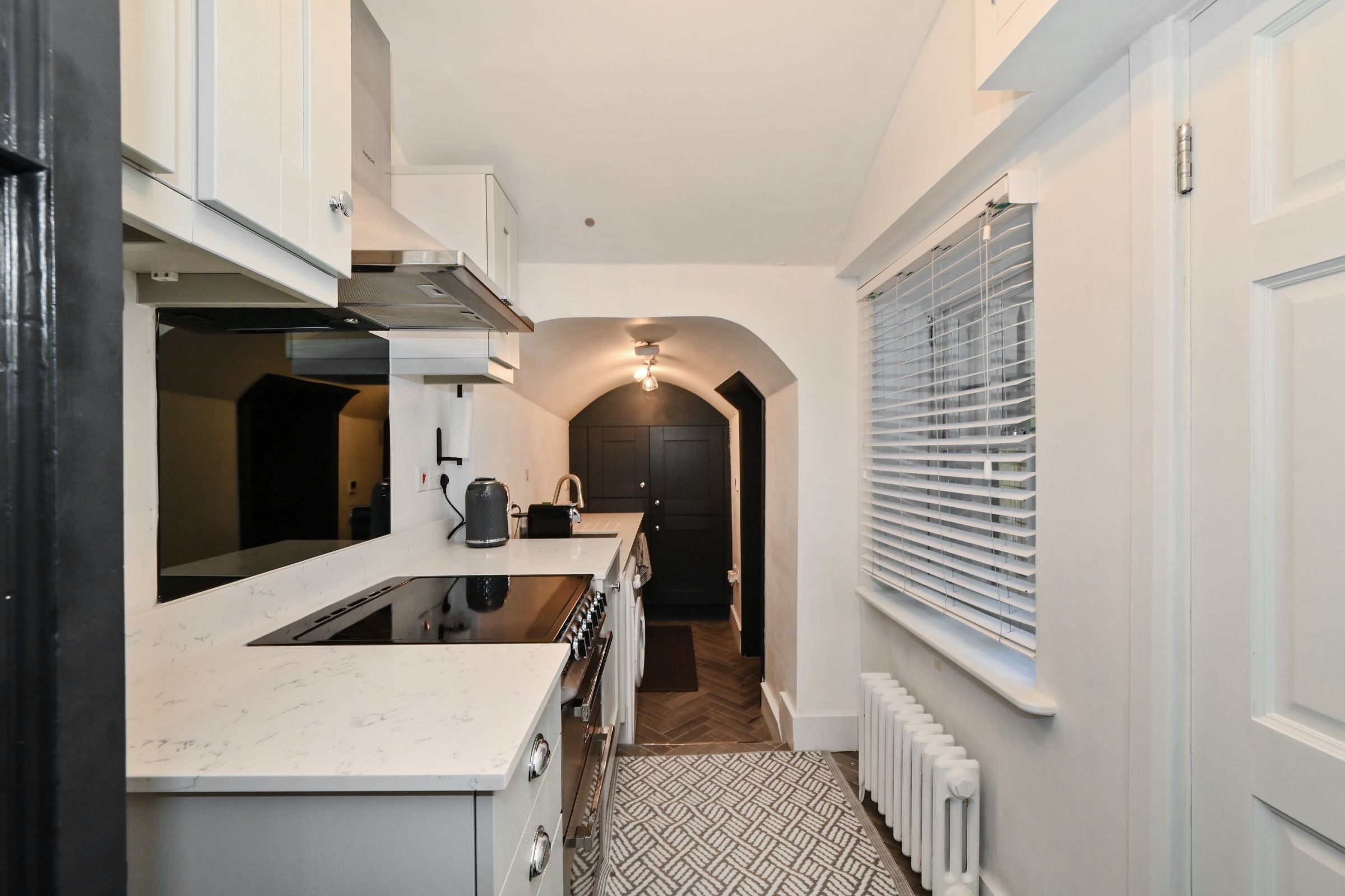 Flat Stanhope Gardens in Greater London